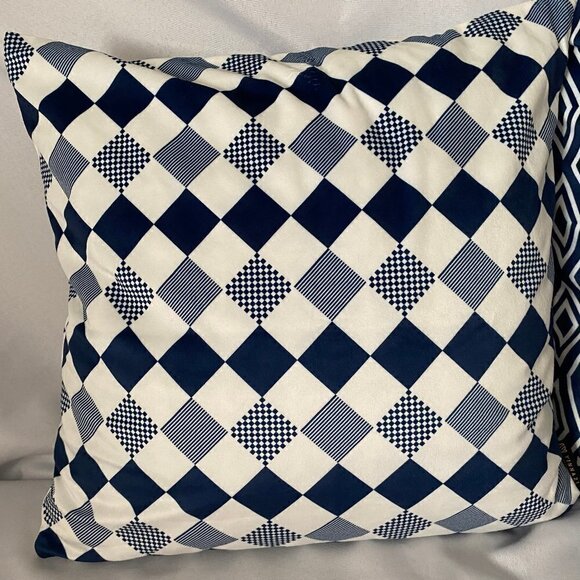 2 Piece Harlequin & Graphic Design Navy Blue & White Accent Pillow Case Set - Picture 3 of 6